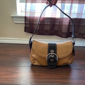 COACH Vintage Tan Leather Small Shoulder Bag Soho Hobo